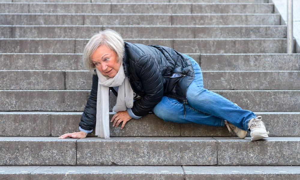 Chute à l’extérieur des personnes âgées : les solutions